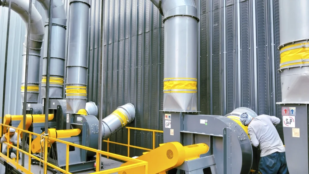 ventilación industrial Monterrey en nave de Apodaca con alta ocupación y flujo de aire por zonas